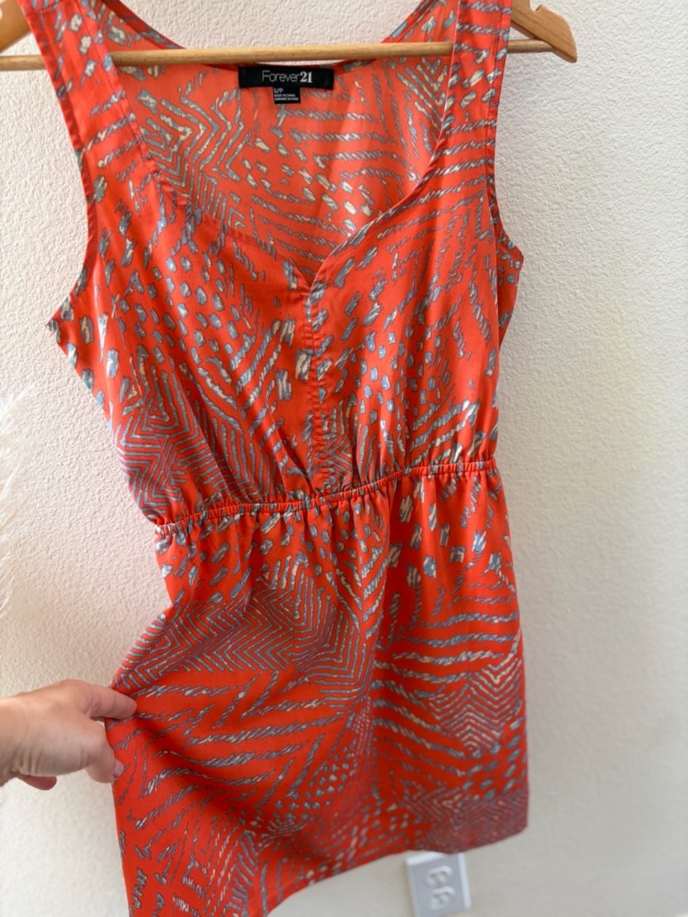 Orange Gray-Print Sleeveless Mini Dress - Picture 2 of 3